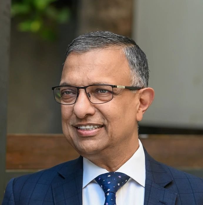 Dr Pravin Thomas