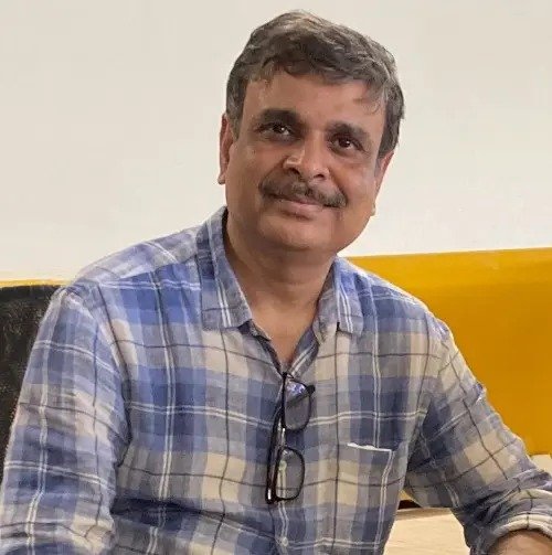 Dr Pravin Thomas
