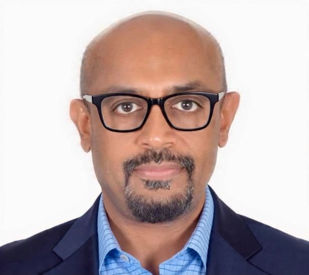 Dr Pravin Thomas